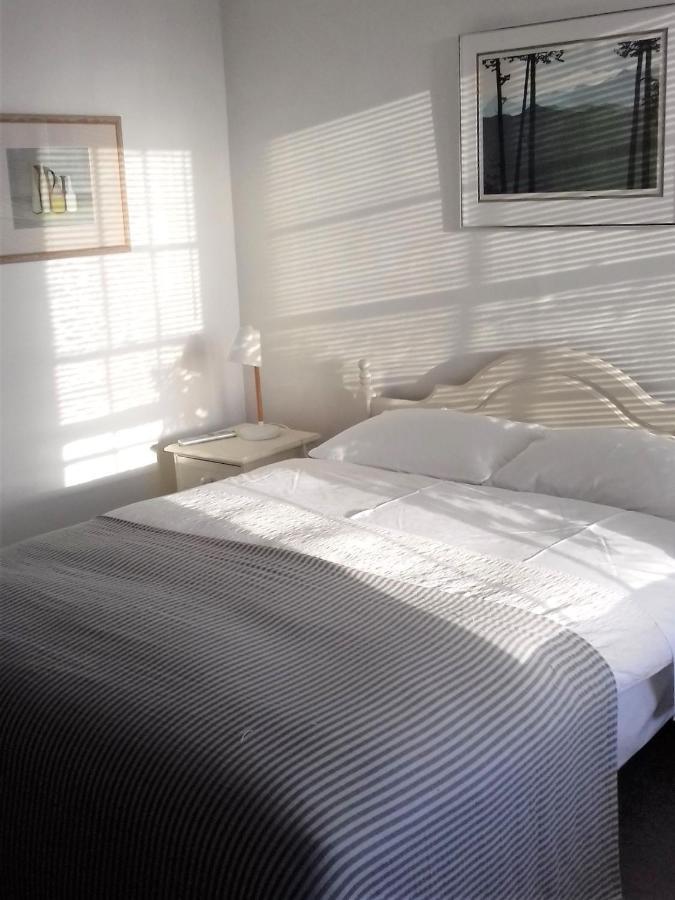 38 Newtown Guest House Bradford-On-Avon Bagian luar foto