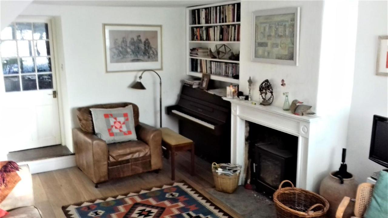 38 Newtown Guest House Bradford-On-Avon Bagian luar foto