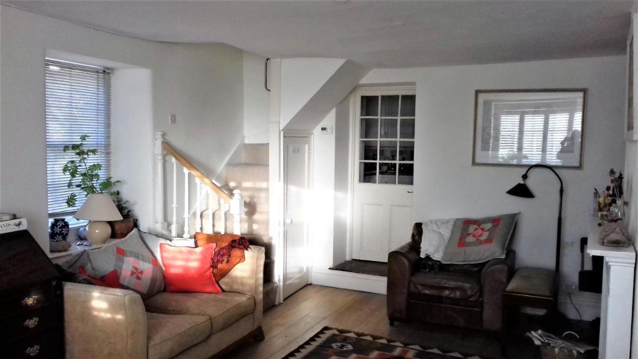 38 Newtown Guest House Bradford-On-Avon Bagian luar foto