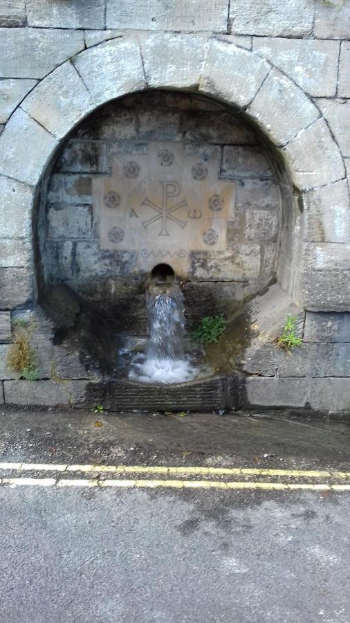 38 Newtown Guest House Bradford-On-Avon Bagian luar foto
