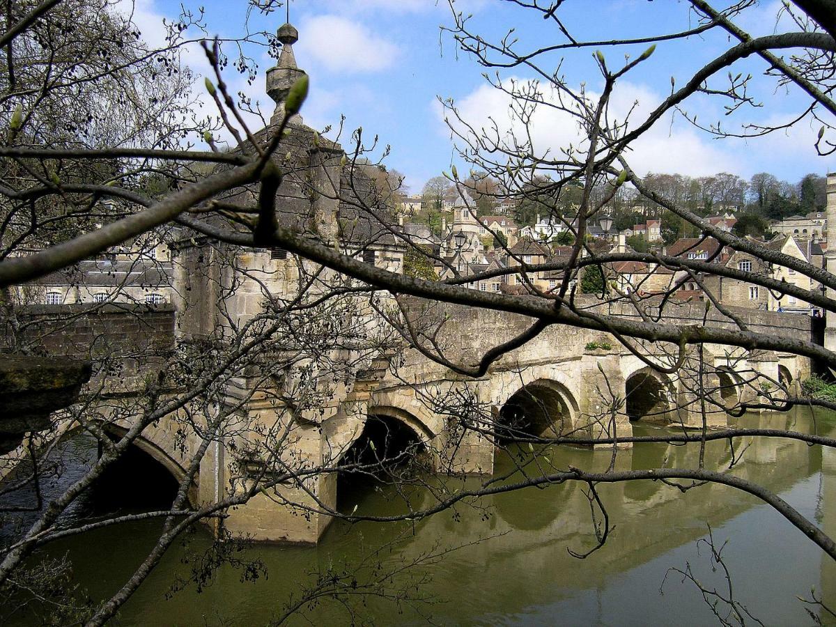 38 Newtown Guest House Bradford-On-Avon Bagian luar foto