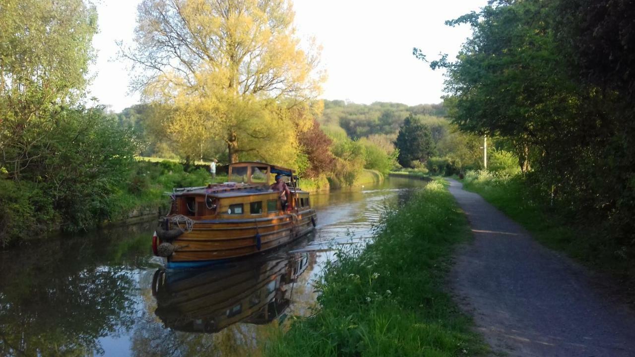 38 Newtown Guest House Bradford-On-Avon Bagian luar foto